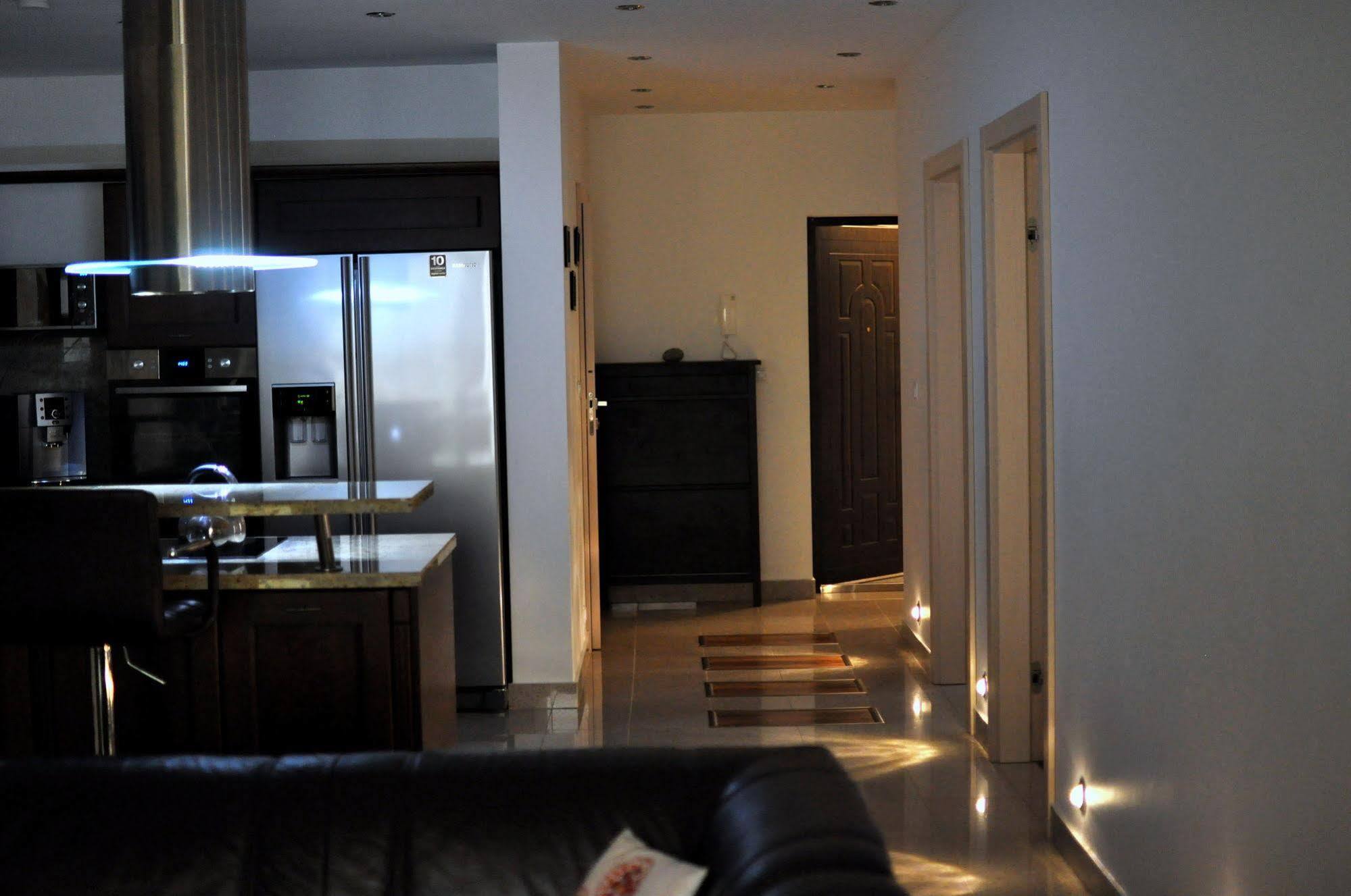 Rezydencja Wind Rose - Luxury Aparthotel กดัญสก์ ภายนอก รูปภาพ