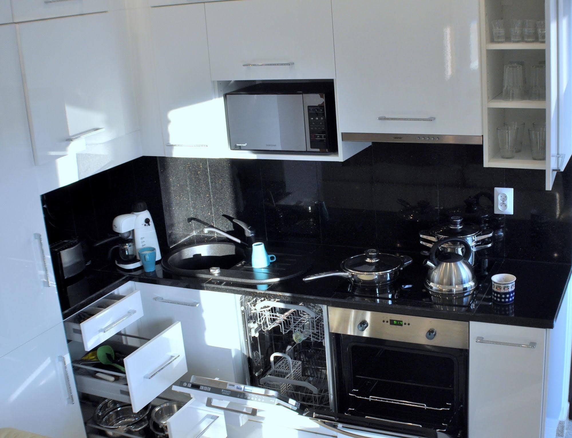 Rezydencja Wind Rose - Luxury Aparthotel กดัญสก์ ภายนอก รูปภาพ